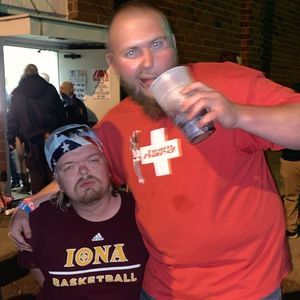 Meet your Posher, Dylan